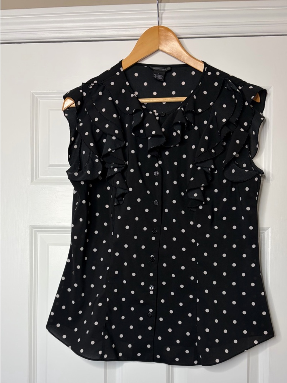 Spense Black With White Polka Dot Ruffle Sleeveless Button Down Blouse Size L